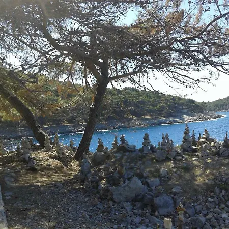 Paradizo Lussingrande